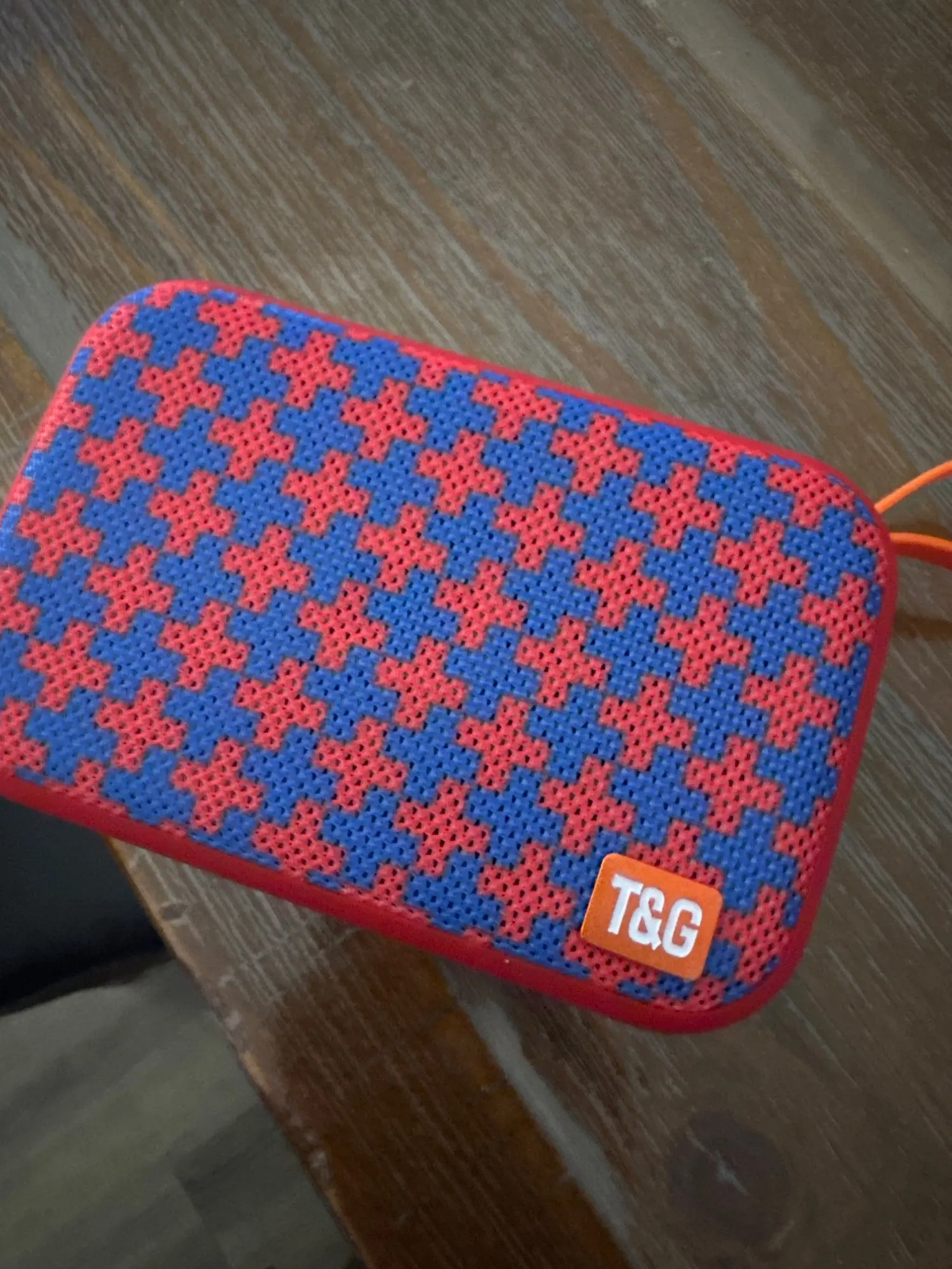 Speaker TG506 Portable Mini Wireless Soundbar Bluetooth 5.0 Outdoor Indoor HIFI Loudspeaker Support TF Card FM Radio Waterproof photo review