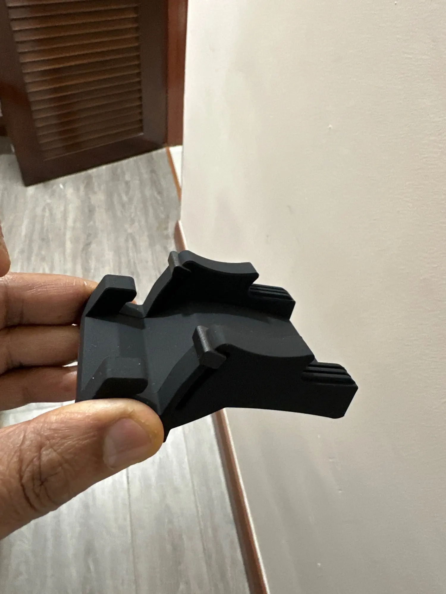 Teslahubs™ Silicon Dashboard Phone Holder customer photo