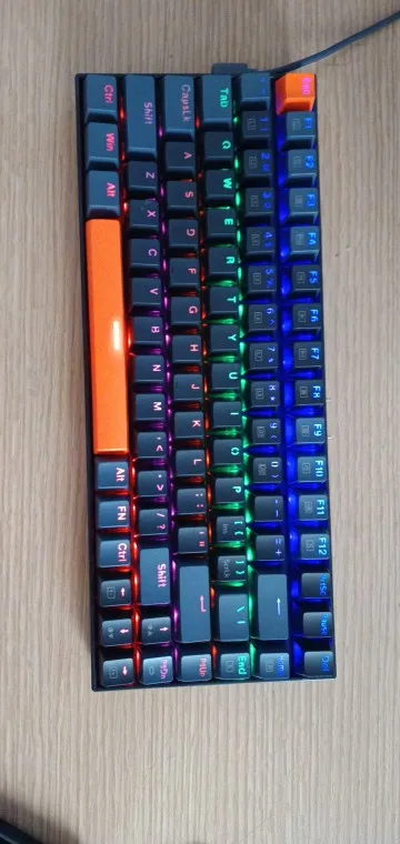 AliExpress Collection Machenike-Teclado mecánico K500A-B84 75% TKL, periférico para juegos con cable intercambiable en caliente, retroiluminado en 6 colores, 84 teclas, para PC y portátil photo review