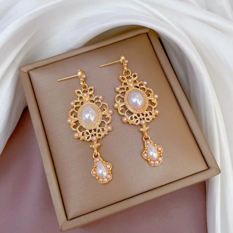 European and American Pearl Earrings Trend Design Temperament Earrings