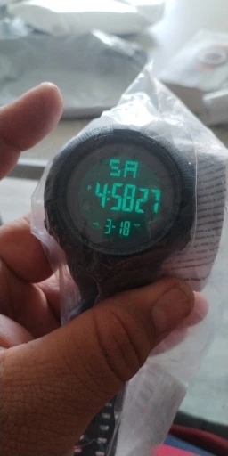YIKAZE Y01 Military Sports Digital Watch Waterproof for Men photo review