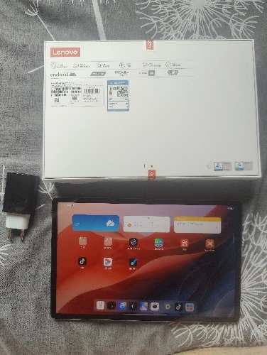 Lenovo Xiaoxin Pad Pro 12.7" (2025), 2.9K, 144Hz, 10200mAh photo review