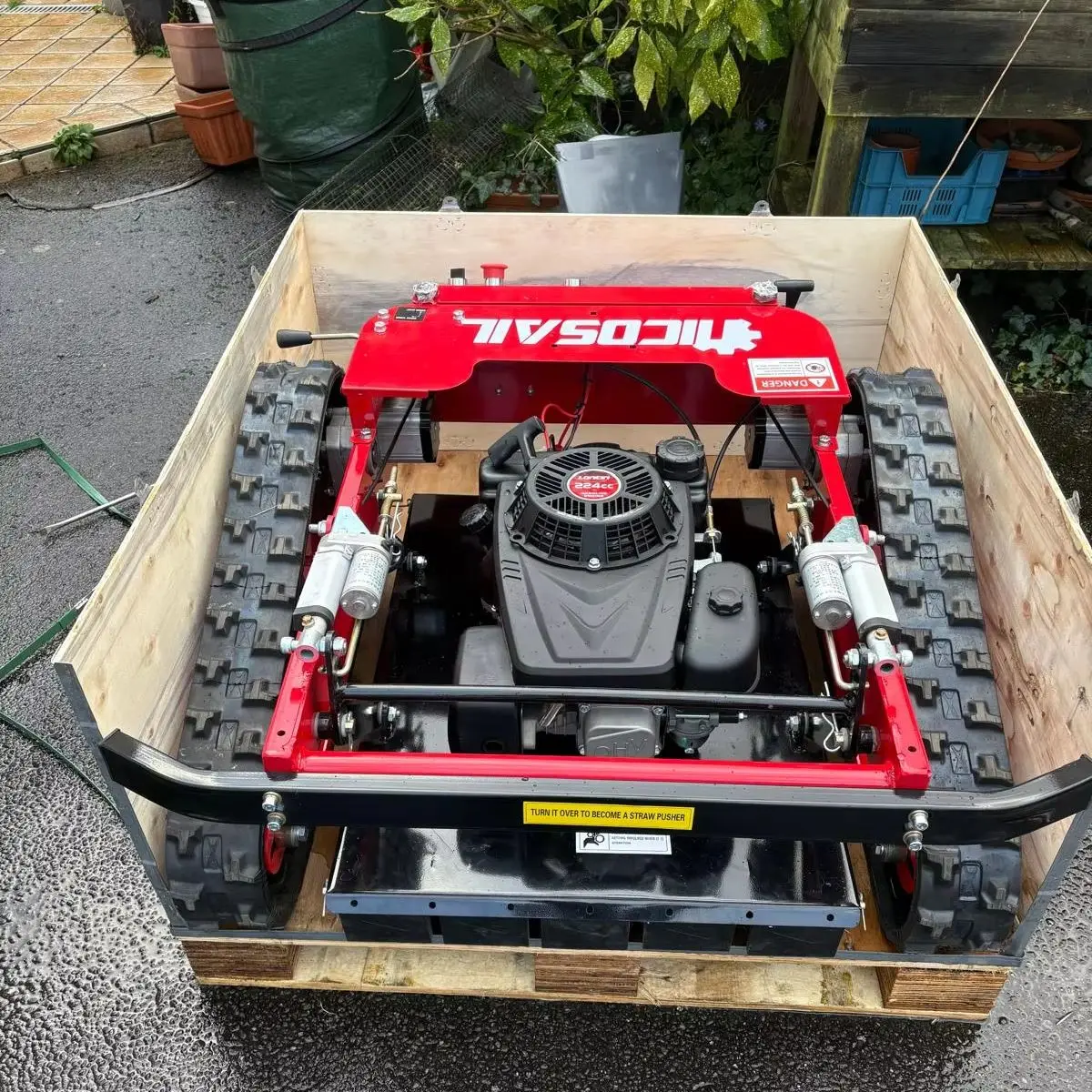 Factory direct sales Honda double wheel 1000mm high horsepower slope 60 degree gasoline intelligent remote control lawn mower 6