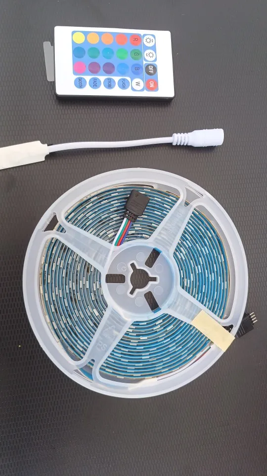 Fita Led Rgb 5050 Rolo 5m Ip65 + Controle + Fonte 12v Bivolt photo review