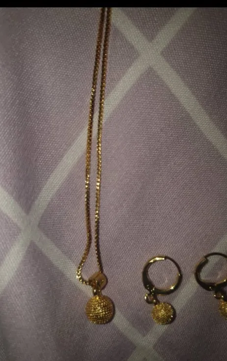 Yellow Gold Plated 2-Piece Jewelry Set photo review