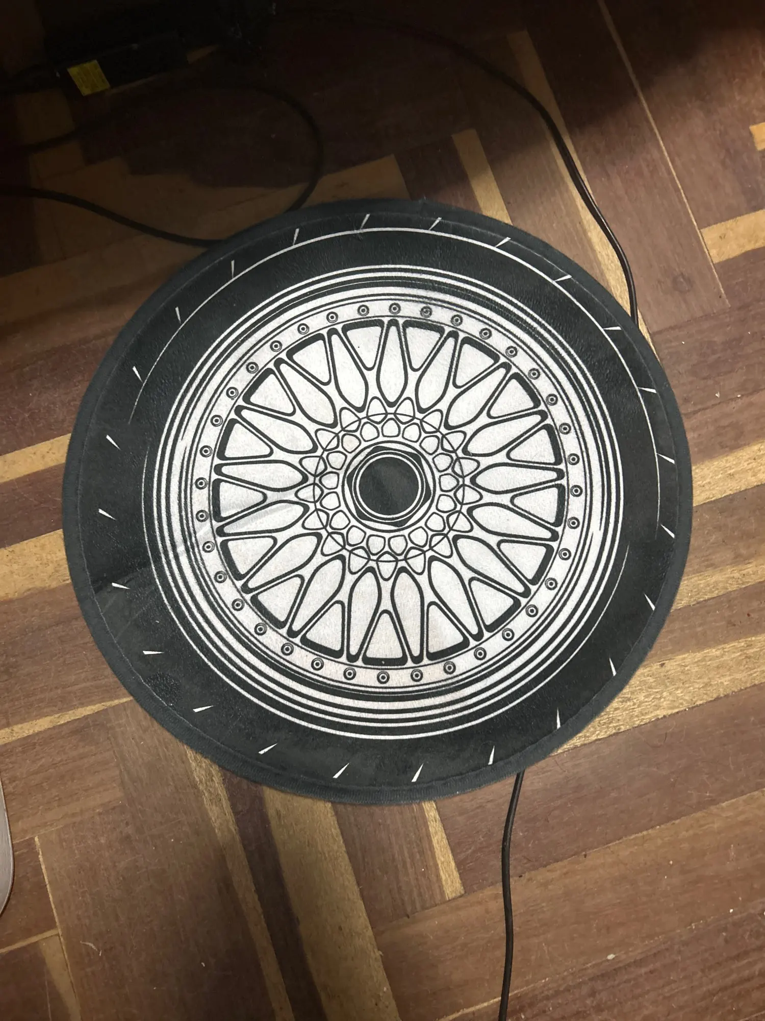 Circular tire pattern carpet for bedroom decoration living room interior creative design carpets bedside area non-slip rugs photo review