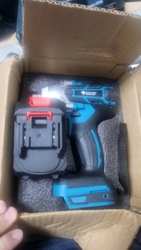 TW285 520N.m Cordless Electric Impact Wrench - Brushless Power Tool for Makita 18V Battery photo review