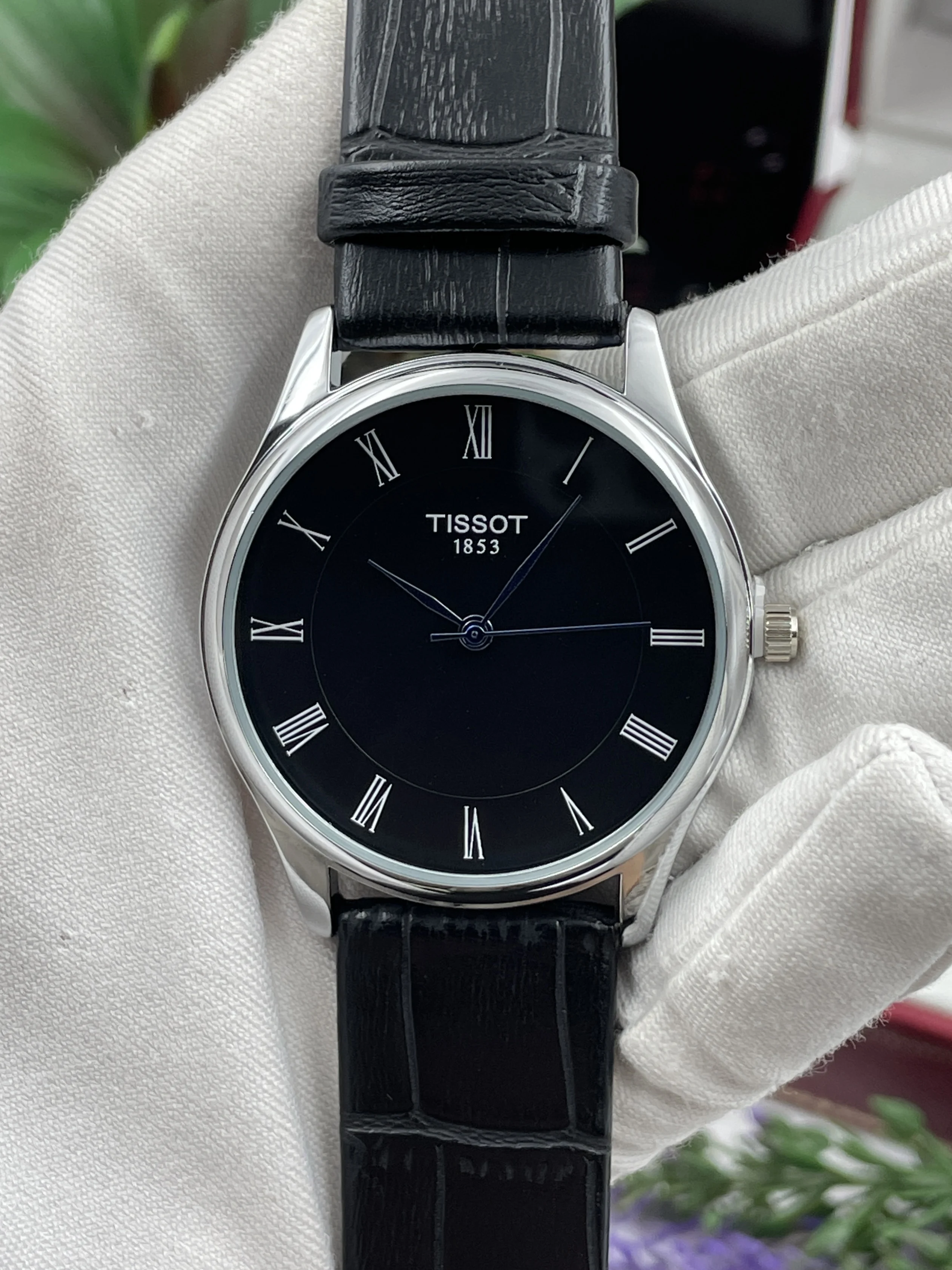 Рисунок 2 - Часы Tissot