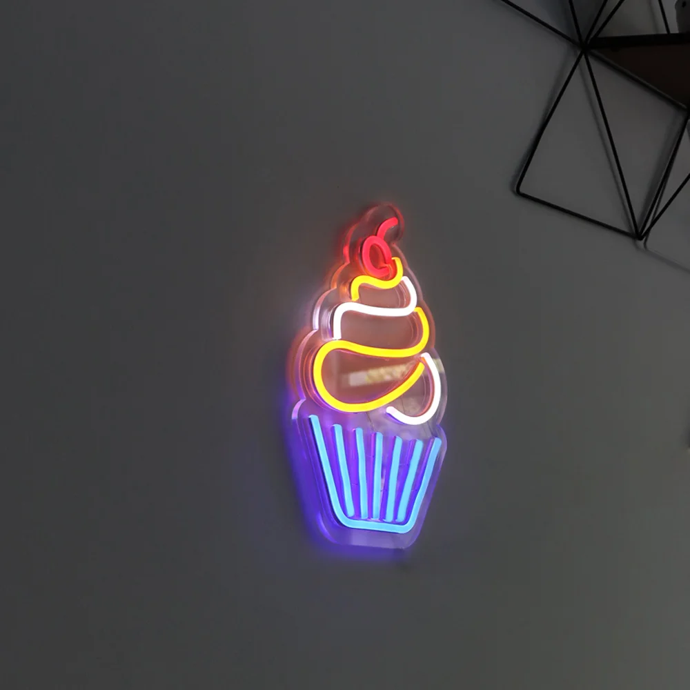 Рисунок 3 - Светодиодная неоновая вывеска вишневого кекса