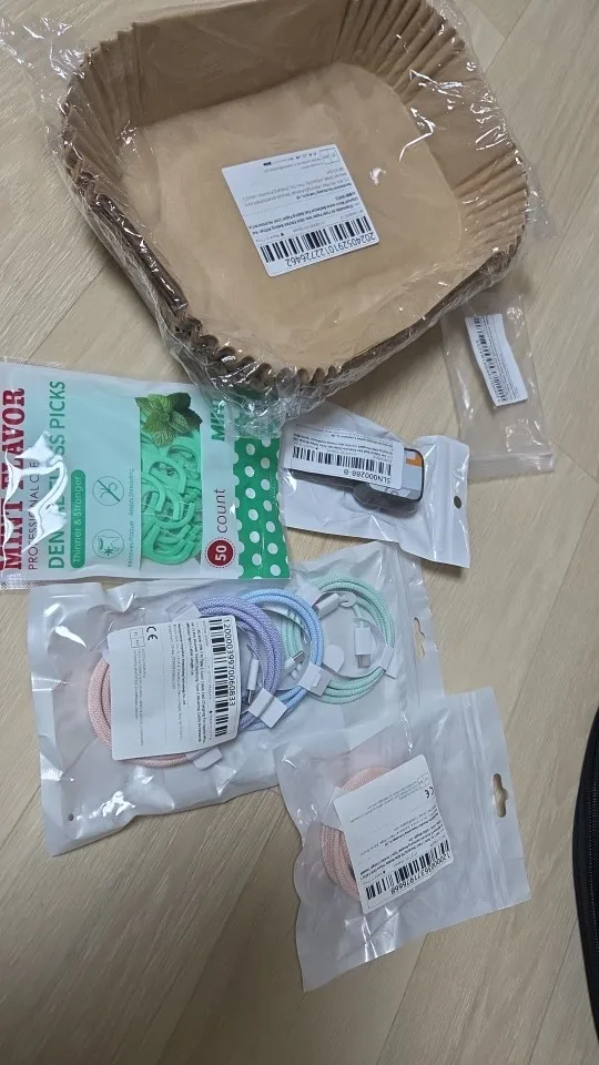 Tapis de Camping Isolant – Aluminium & Mousse EVA – Imperméable et Thermique – Matelas de Sol pour Tente, Pique-nique, Plage, Randonnée