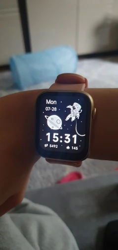 New electronic watch photo review