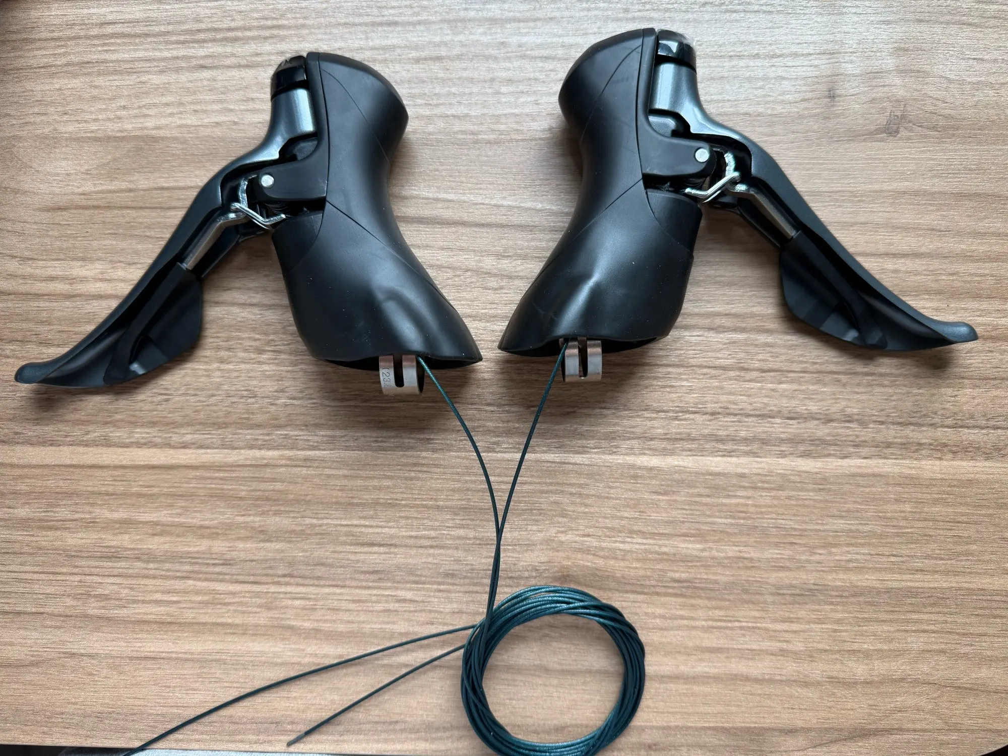 パーツ Shimano Claris ST-R2000 2x8speed シマノclaris st R2000 2 × 8速シフターロードバイクシフターブレーキ