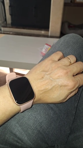 Smartwatch, Fitness-Tracker-Uhr für Männer und Frauen, 1,69 Zoll Touch-Smartwatch, Fitnessuhr mit Schrittzähler/Schlafmonitor. photo review
