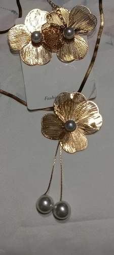 Pearl Pendant Flower Petal Jewelry Set - Snake Chain Choker & Earrings | Whaau photo review