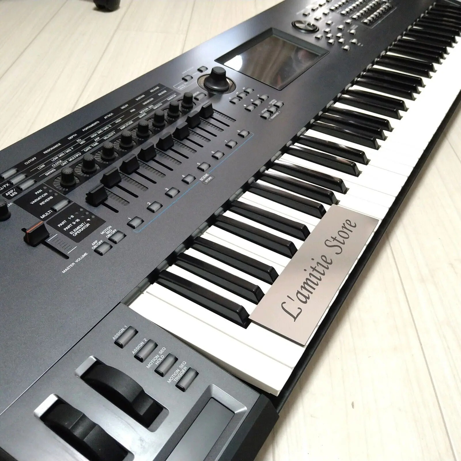 

Распродажа со скидкой, синтезатор клавиатуры Yamaha монтаж 7 76 клавиш рабочей станции Montage7 Редкий черный JP