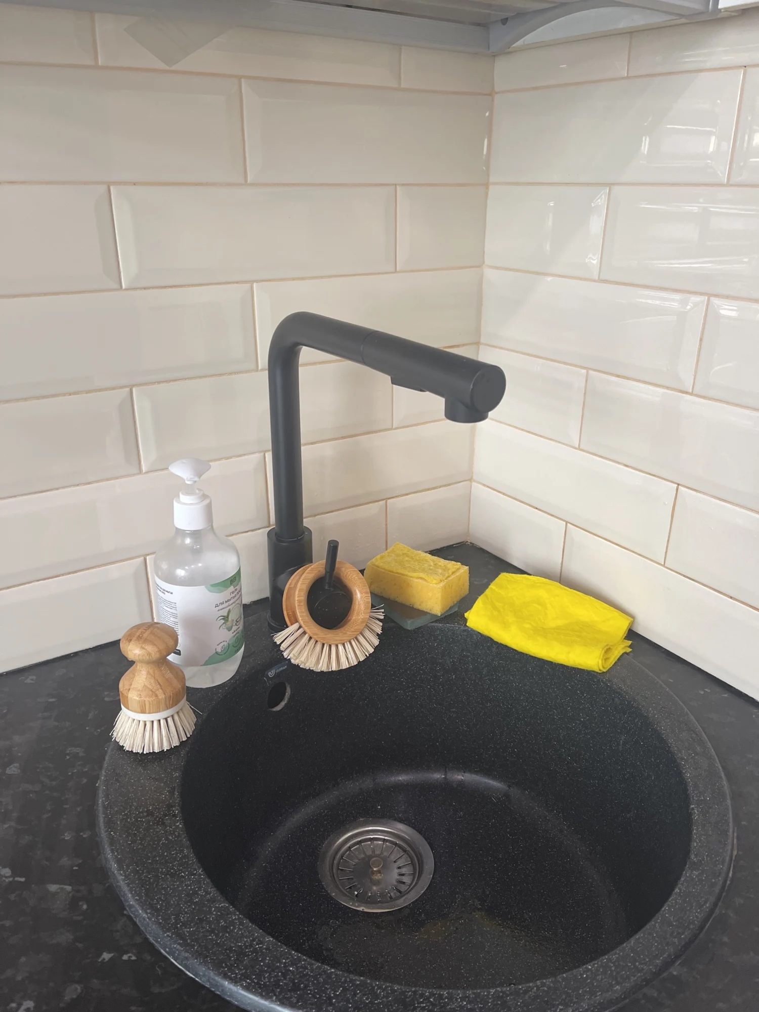 Robinet Mitigeur Design Noir pour Cuisine photo review