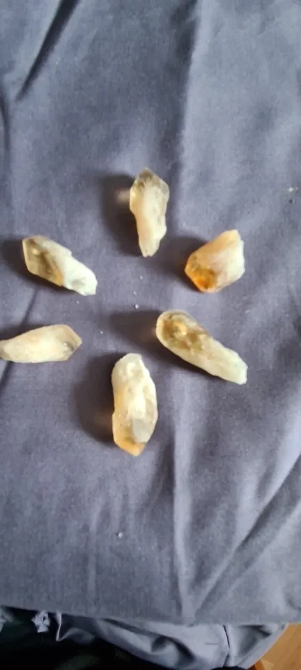 Pierres brutes de citrine