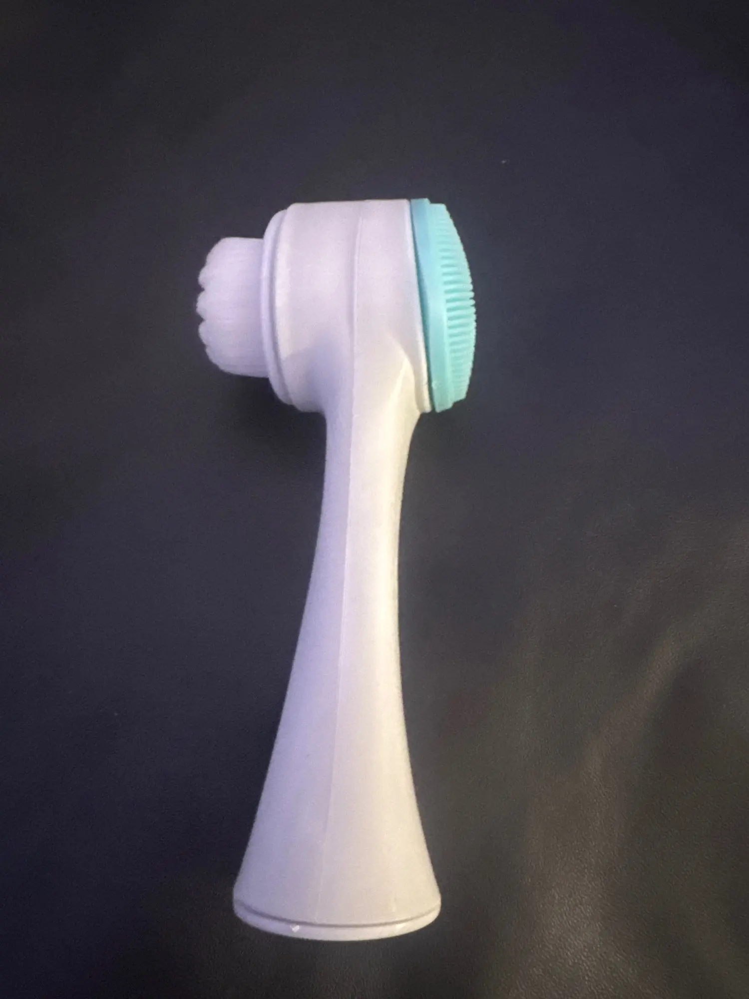 3D Double Silicone Facial Cleansing Brush Manual Massage Facial Brush photo review