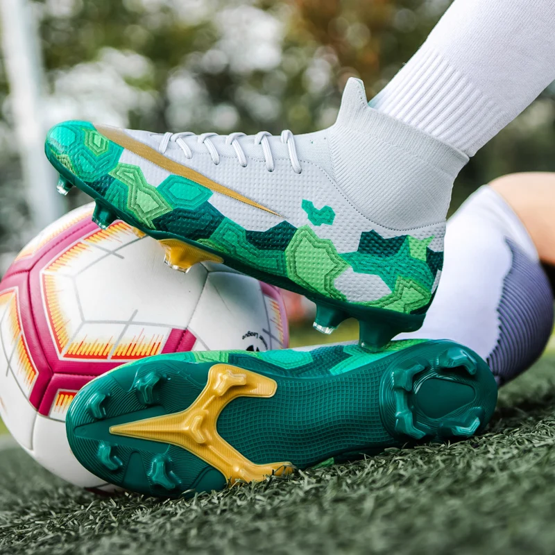 High Quality Ultralight Mens Soccer Shoes Non-Slip Turf Soccer Cleats for Kids TF/FG Training Football Boots Chuteira Campo