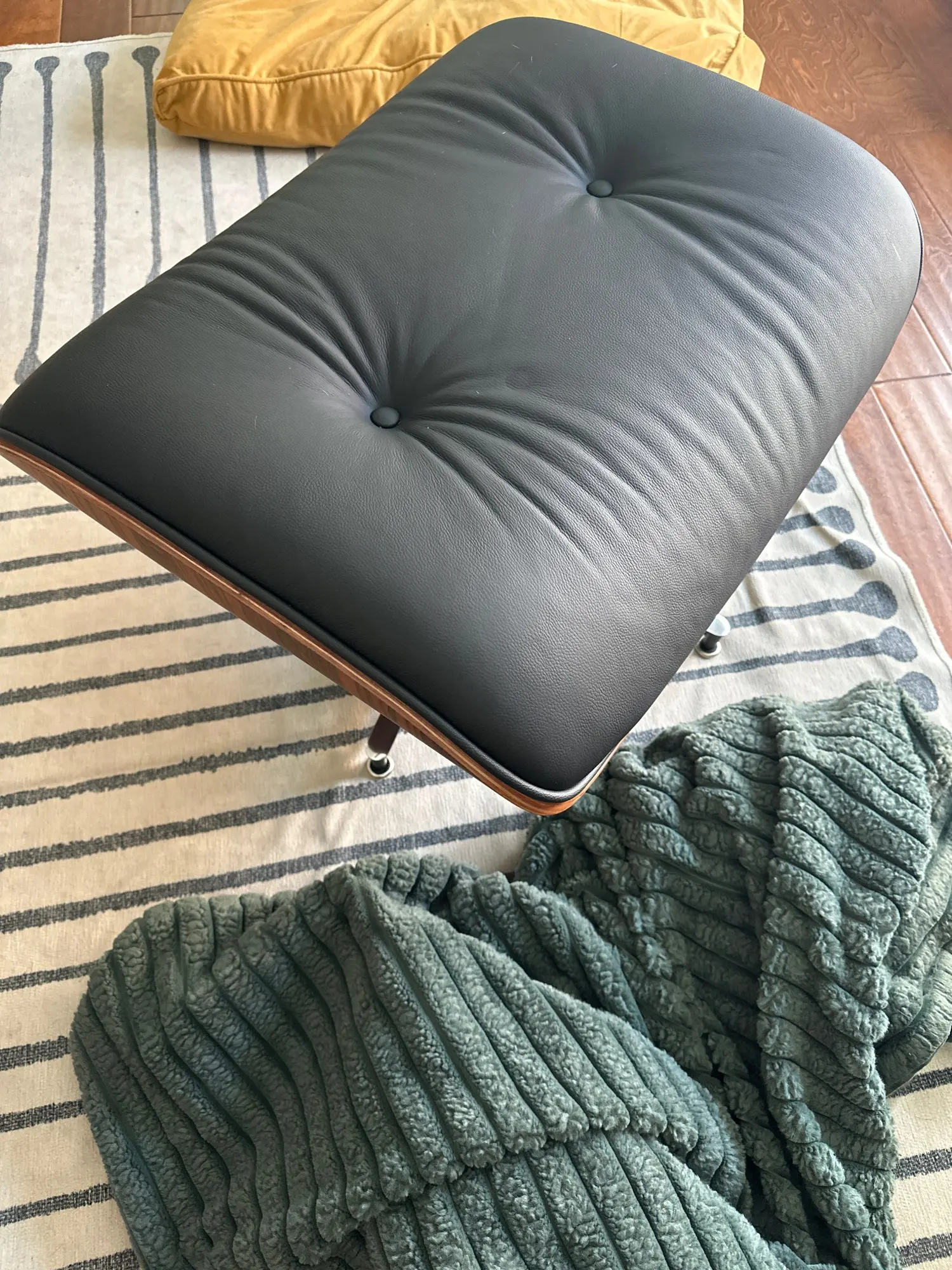 Replica Top Grain Leather Eames Lounge Chair With Ottoman (Premier Tall Version)