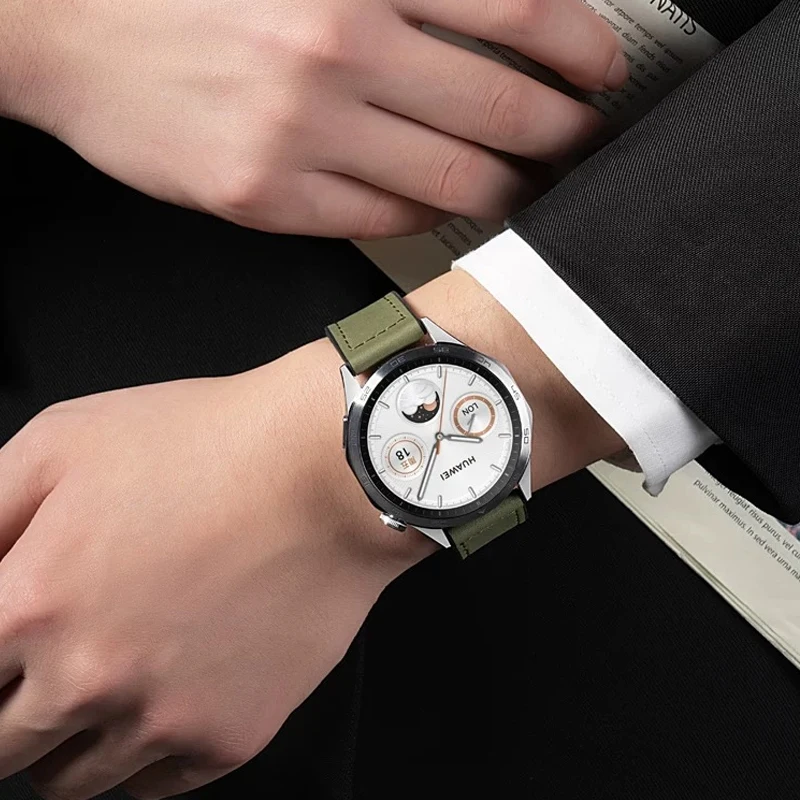 Premium Magnetic Leather Silicone Watch Strap, 22mm