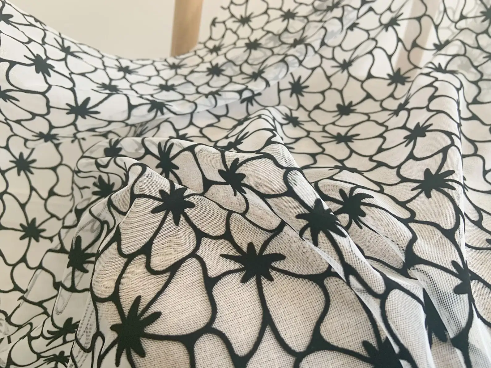 

5 Yards Off White Tulle Fabric with Black Velvet Flowers Soft Tulle Fabric with Leaf of Clover, 2022 New Arrival