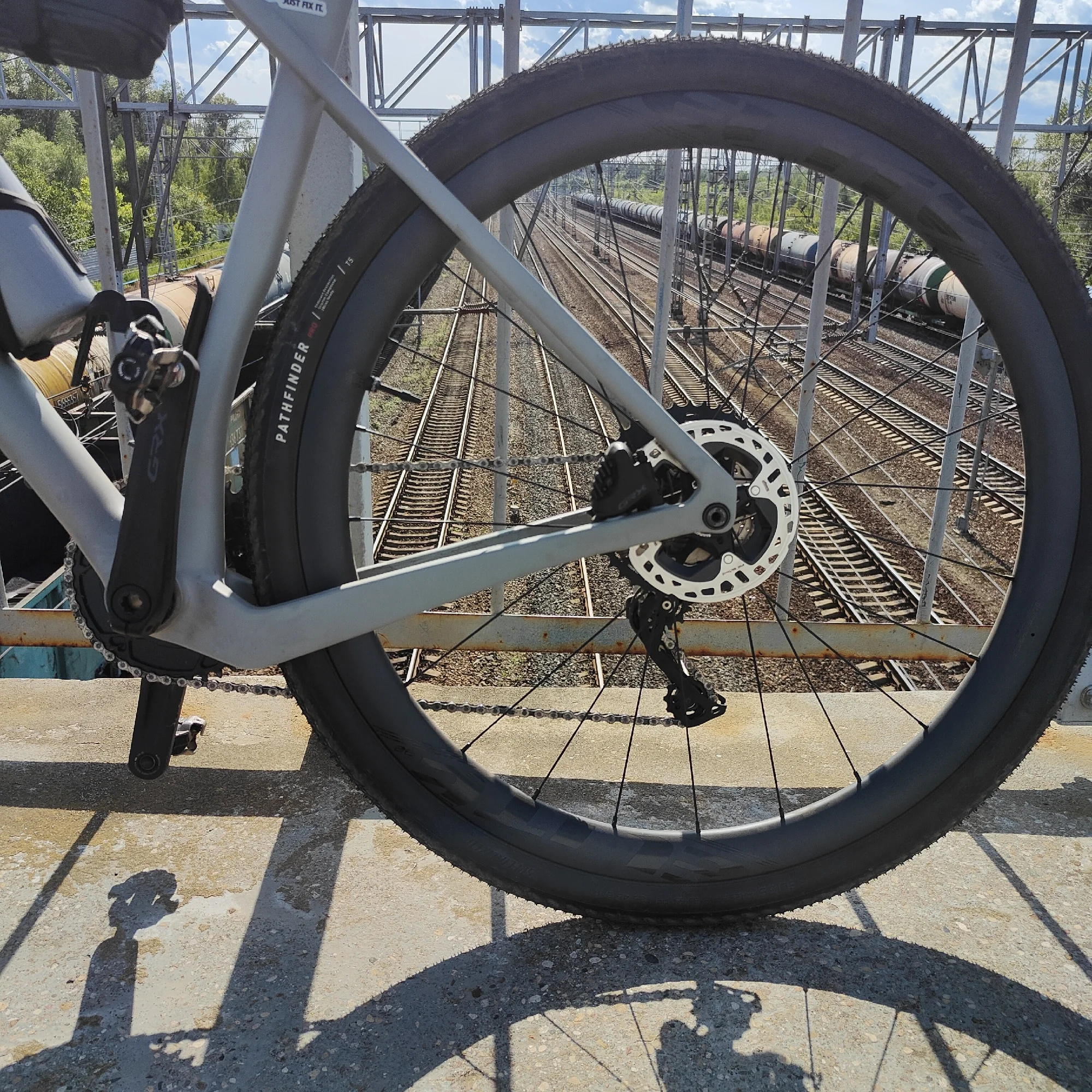 ELITEWHEELS EDGE Gravel Wheels Ultralight 1356g Wing 20 Spoke For