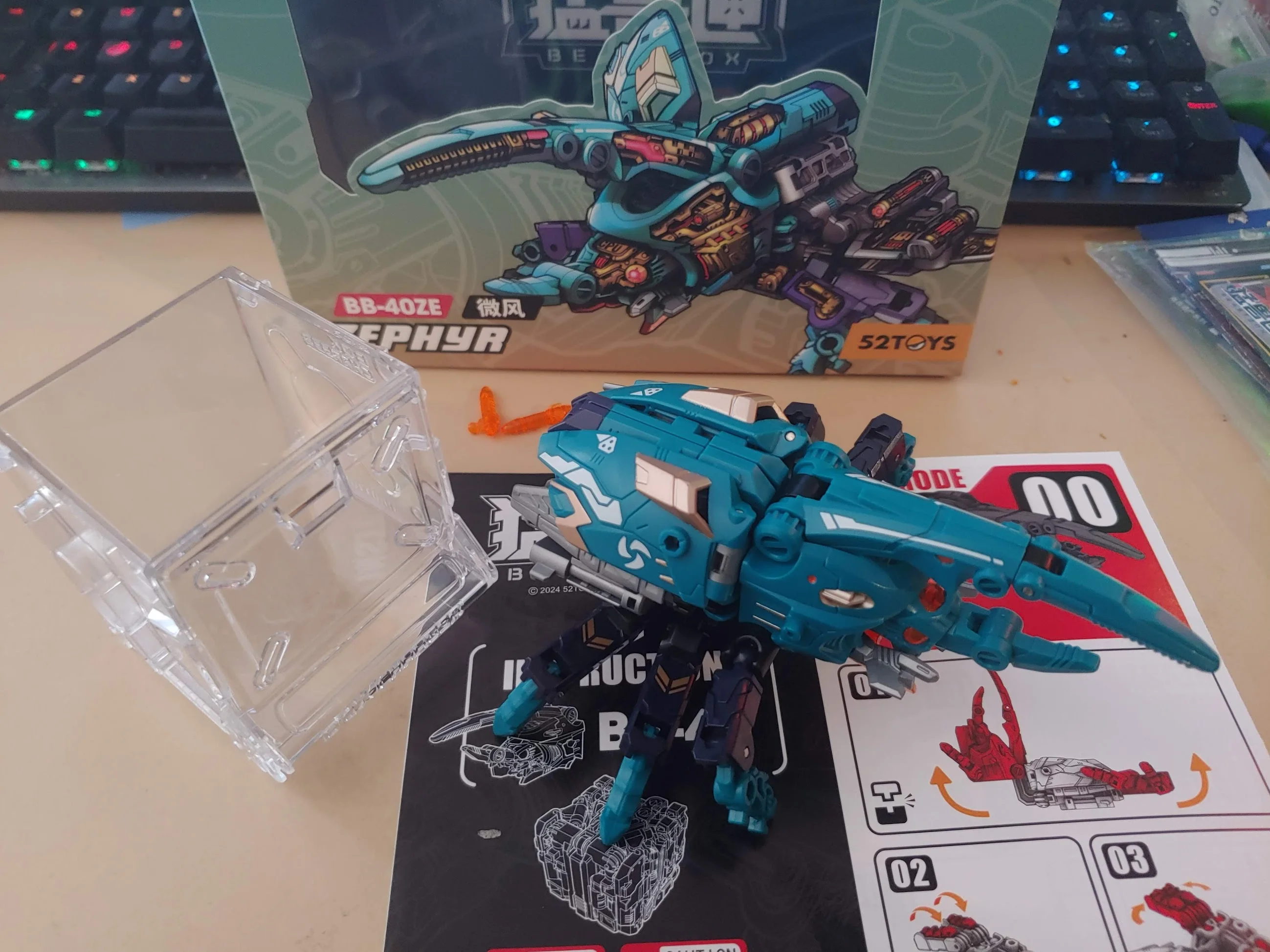 52TOYS Beastbox BB-40ZE ZEPHYR Beetle Deformation Robot