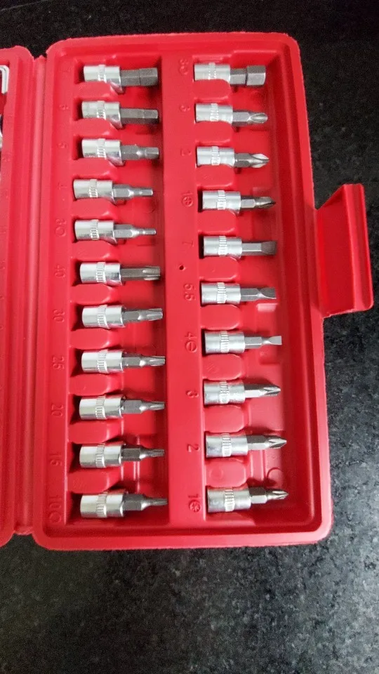 Kit de Ferramentas 46 Peças com Soquetes e Chave Catraca Reversível