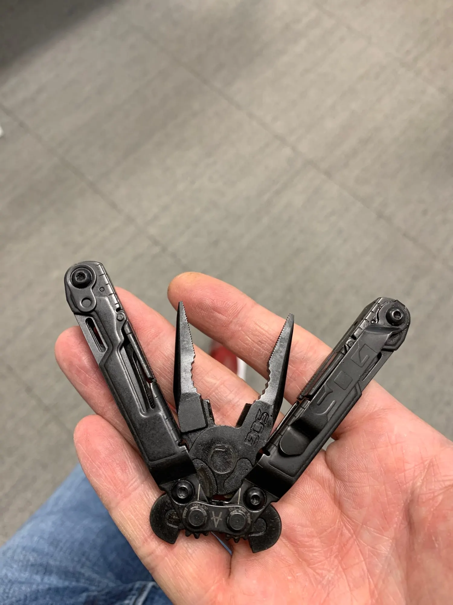 Multi Function Gear for Men Best Multitool Kit