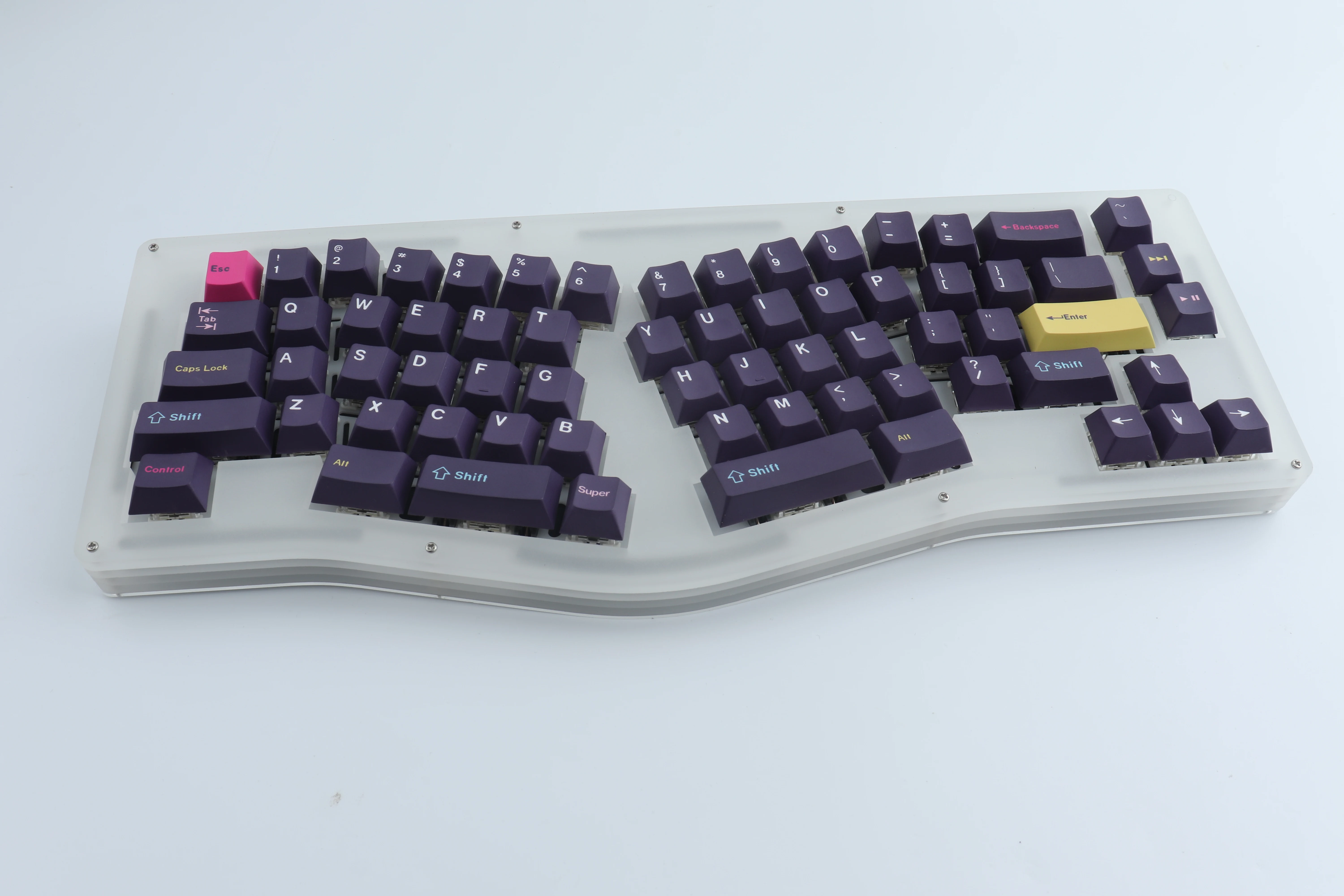 1005004397340235