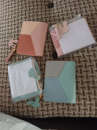 Women's PU Leather Wallet photo review