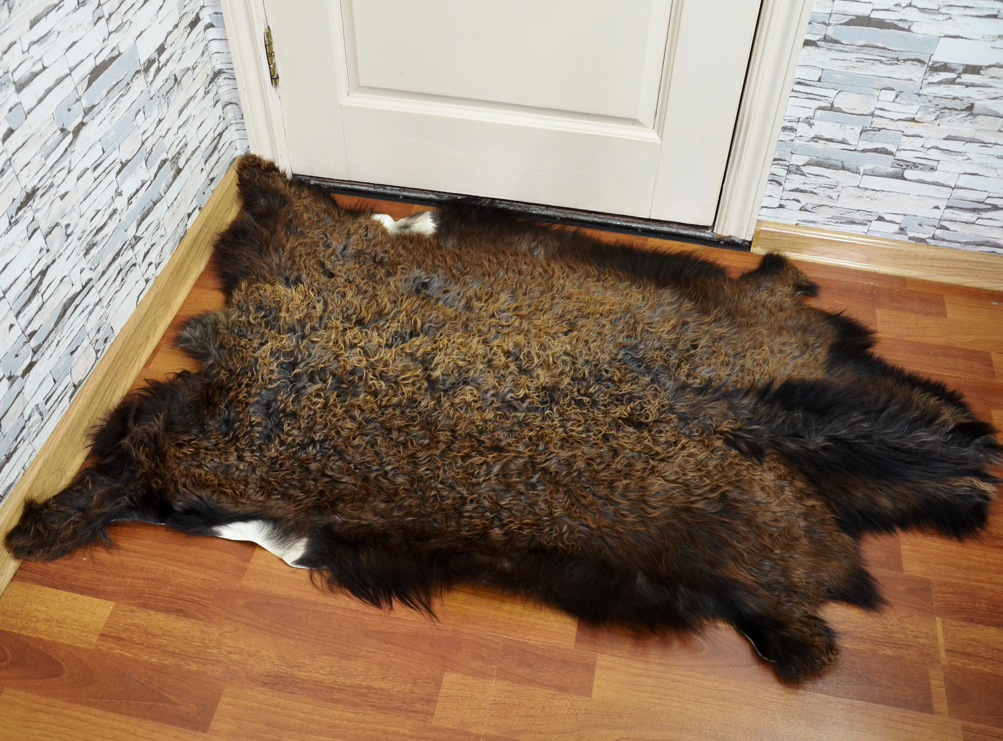 Шкура козы в интерьере - 81 фото