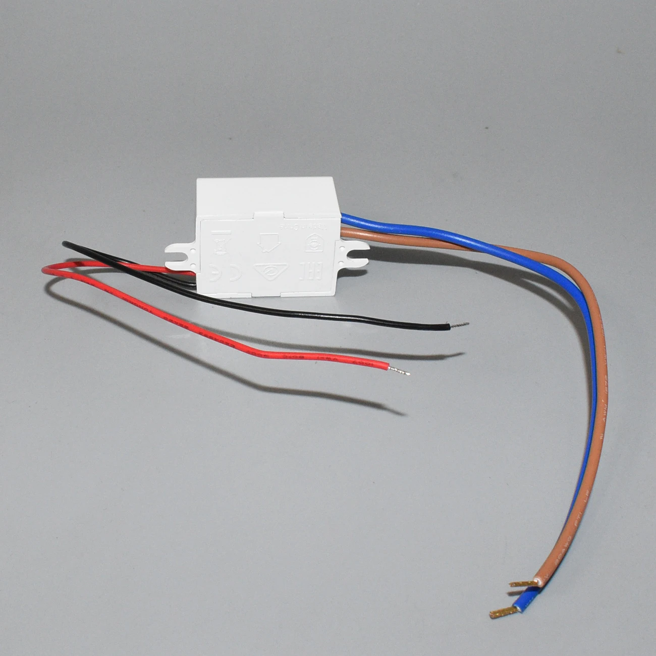 4W 5W 6W 7W 소형 미니 LED 드라이버, 150mA 250mA 300mA 350mA 500mA 700mA 정전류 전원 공급 장치 COB 칩용 높은 PFC SELV