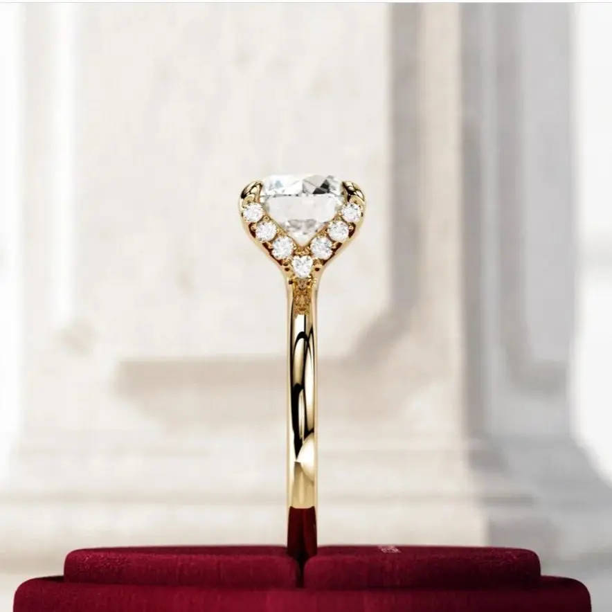 Рисунок 4 - Кольцо обручальное круглое с бриллиантами 2 карата