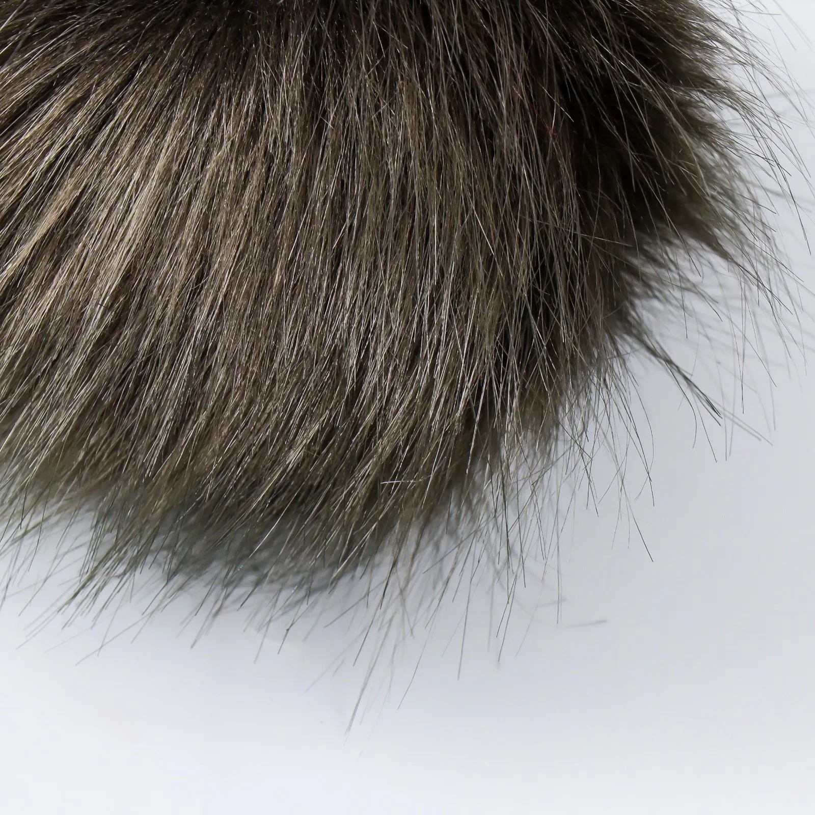 Рисунок 2 - Помпон искусственный мех песец