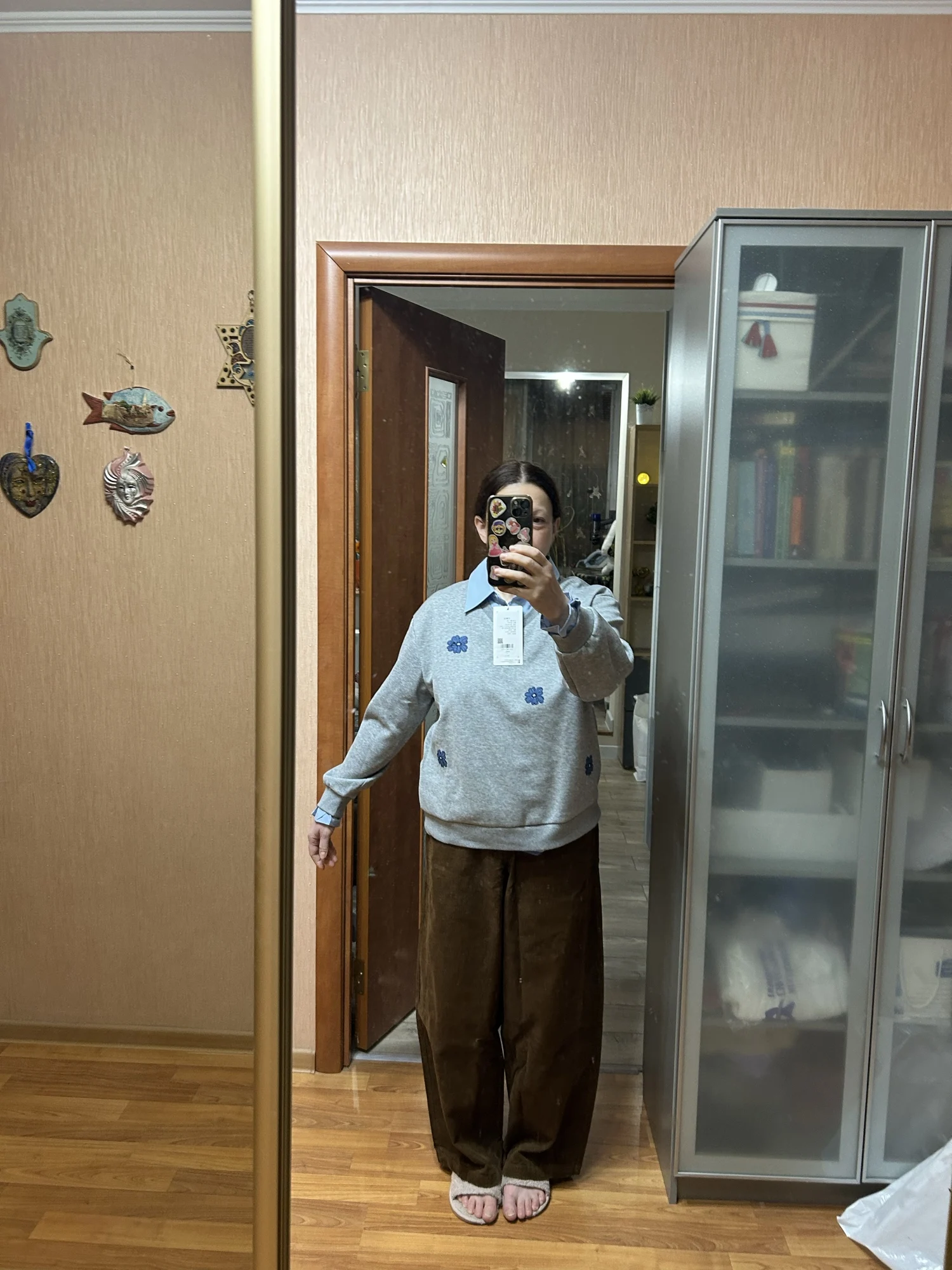 TOYOUTH Women Sweatshirt Autumn New Denim Flower Embroidery Fake Two Piece Splicing Turn Down Collar Cotton Casual Pullover photo review