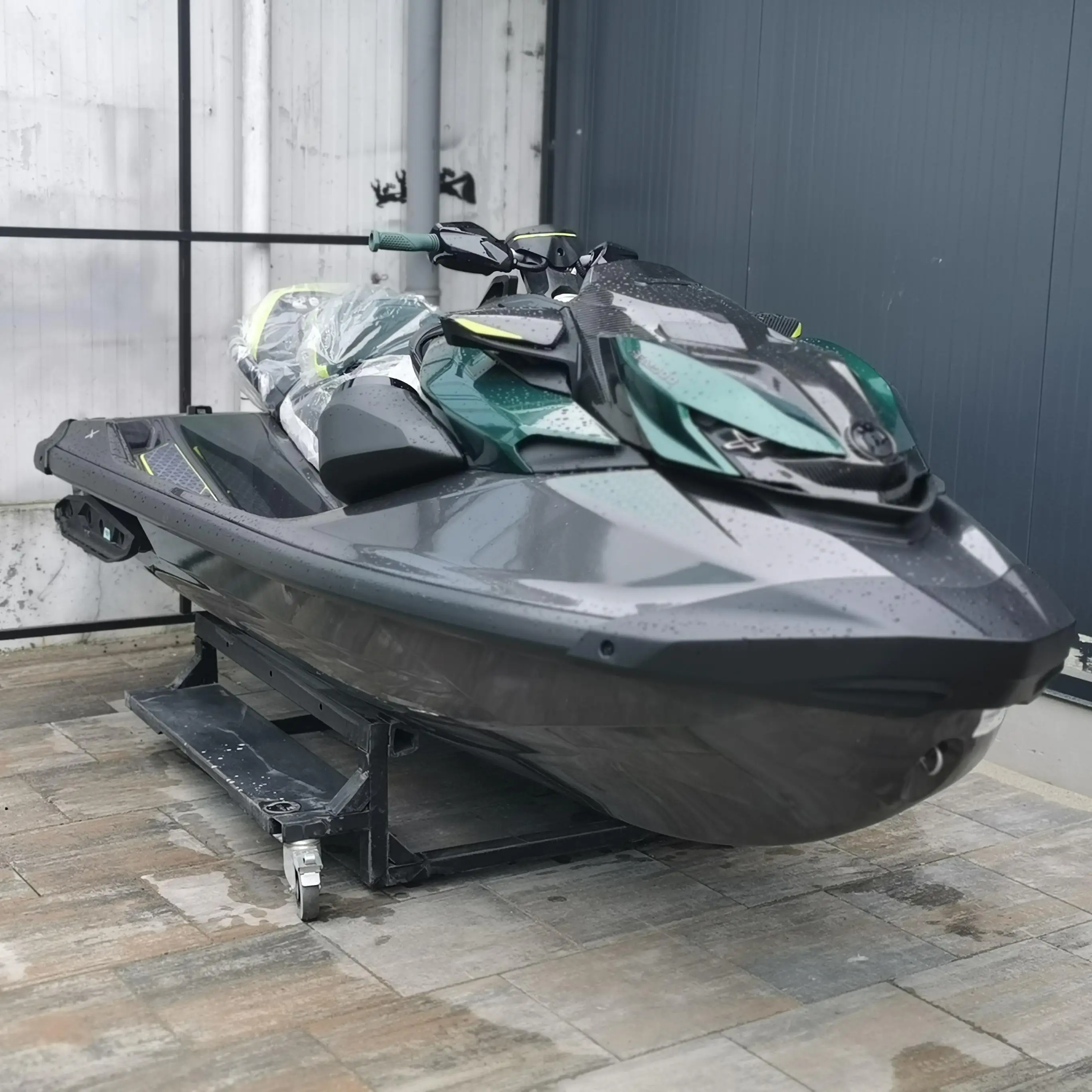 

BIG DISCOUNT SALES Sea-Doo RXP-X 300