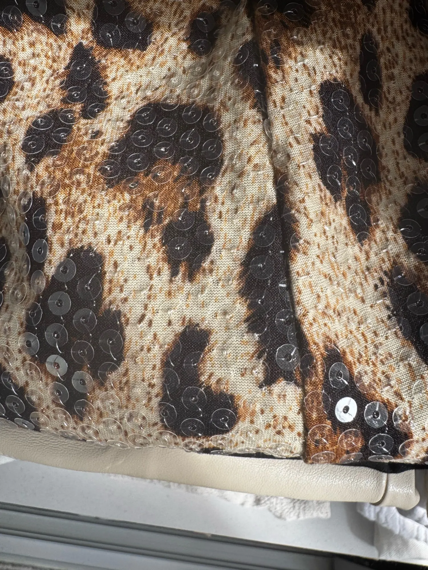 Women’s Leopard Sequin Slim Shorts photo review