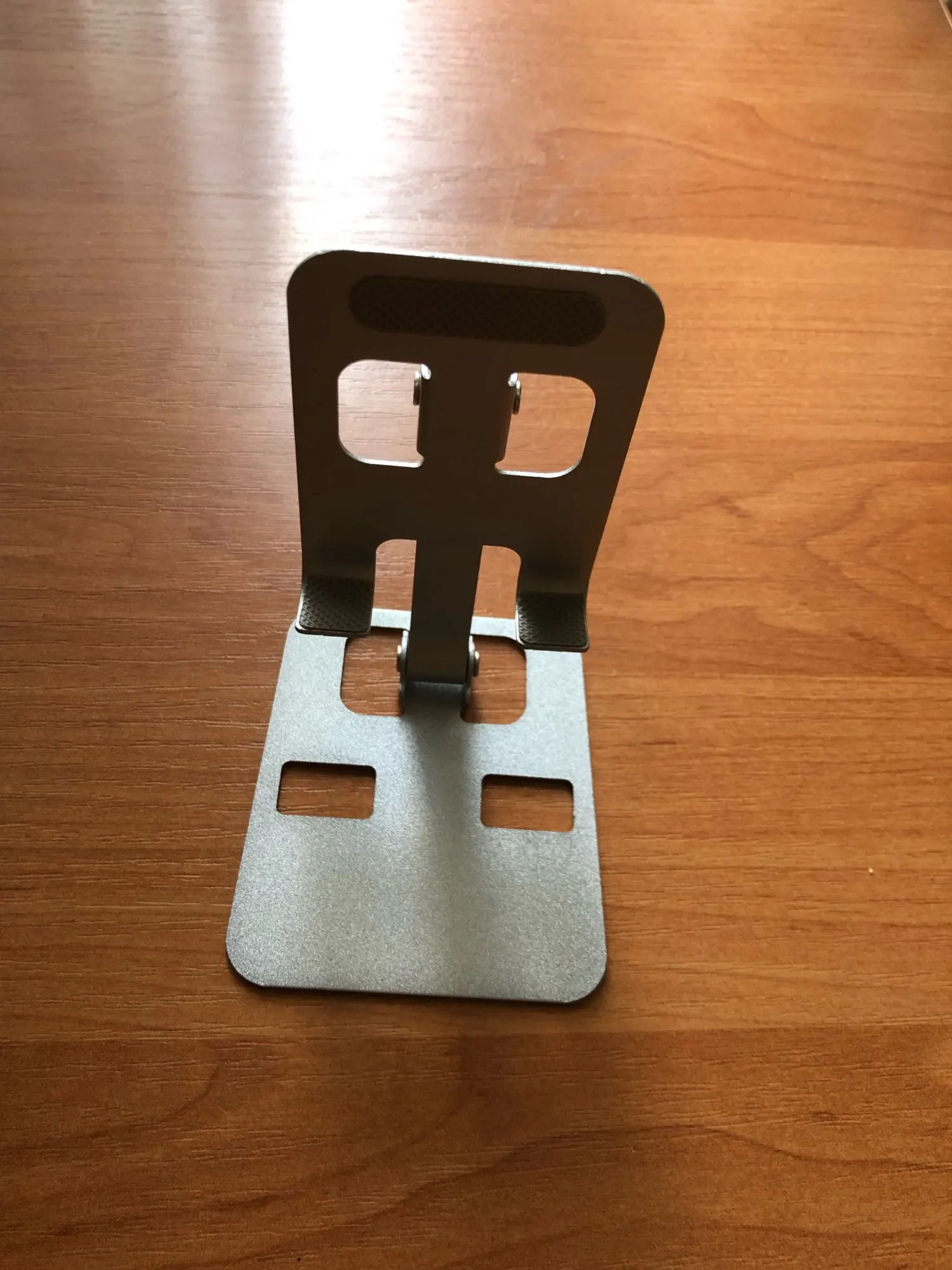 VIKEFON Aluminum Alloy Portable Tablet Holder For iPad Adjustable Folding Lazy Desktop Live Mobile Phone Stand Mount Support photo review