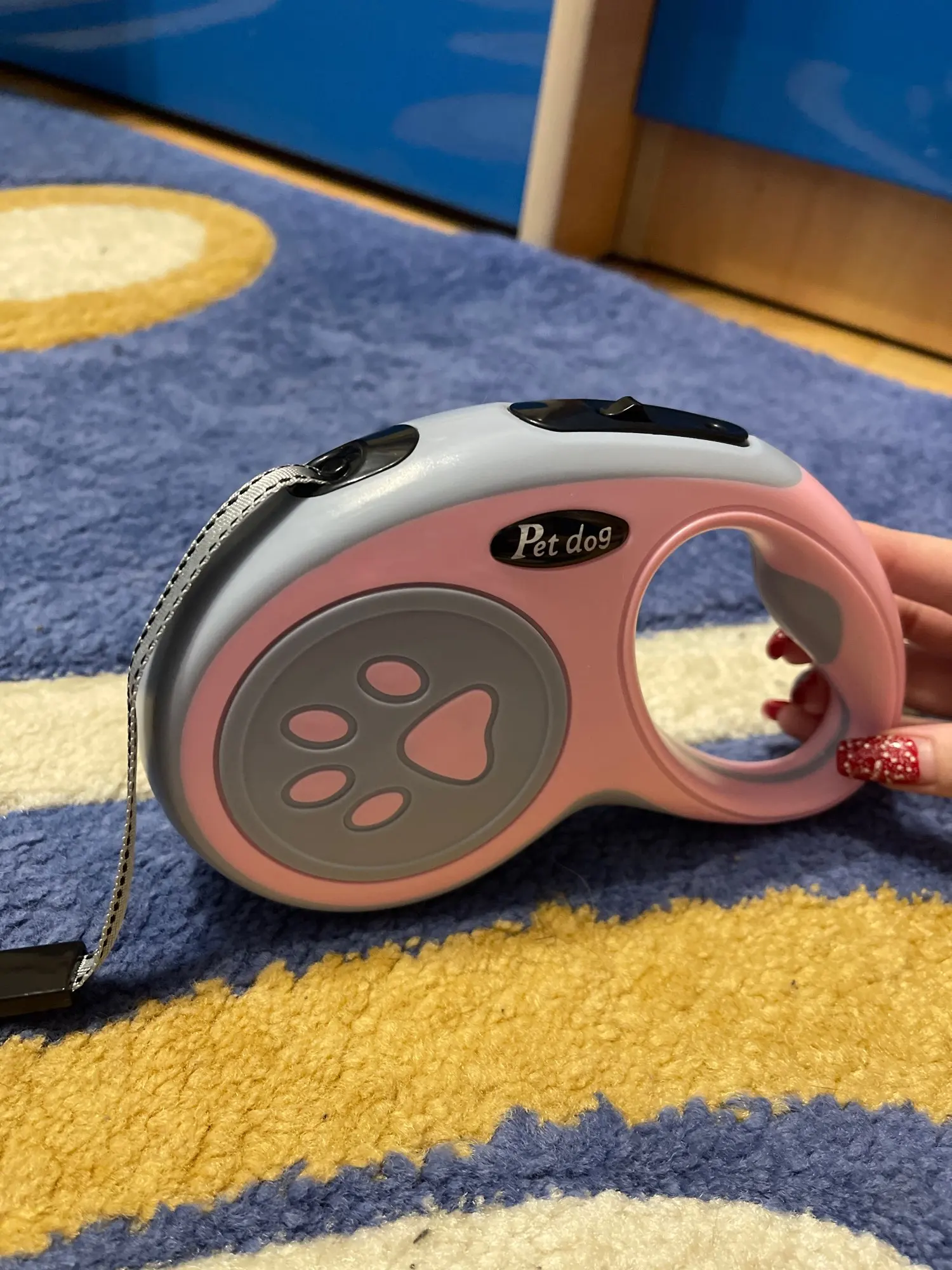 Pawfect Stride, Retractable Leash for Small Dogs & Cats - Durable Design for Outdoor Adventures photo review