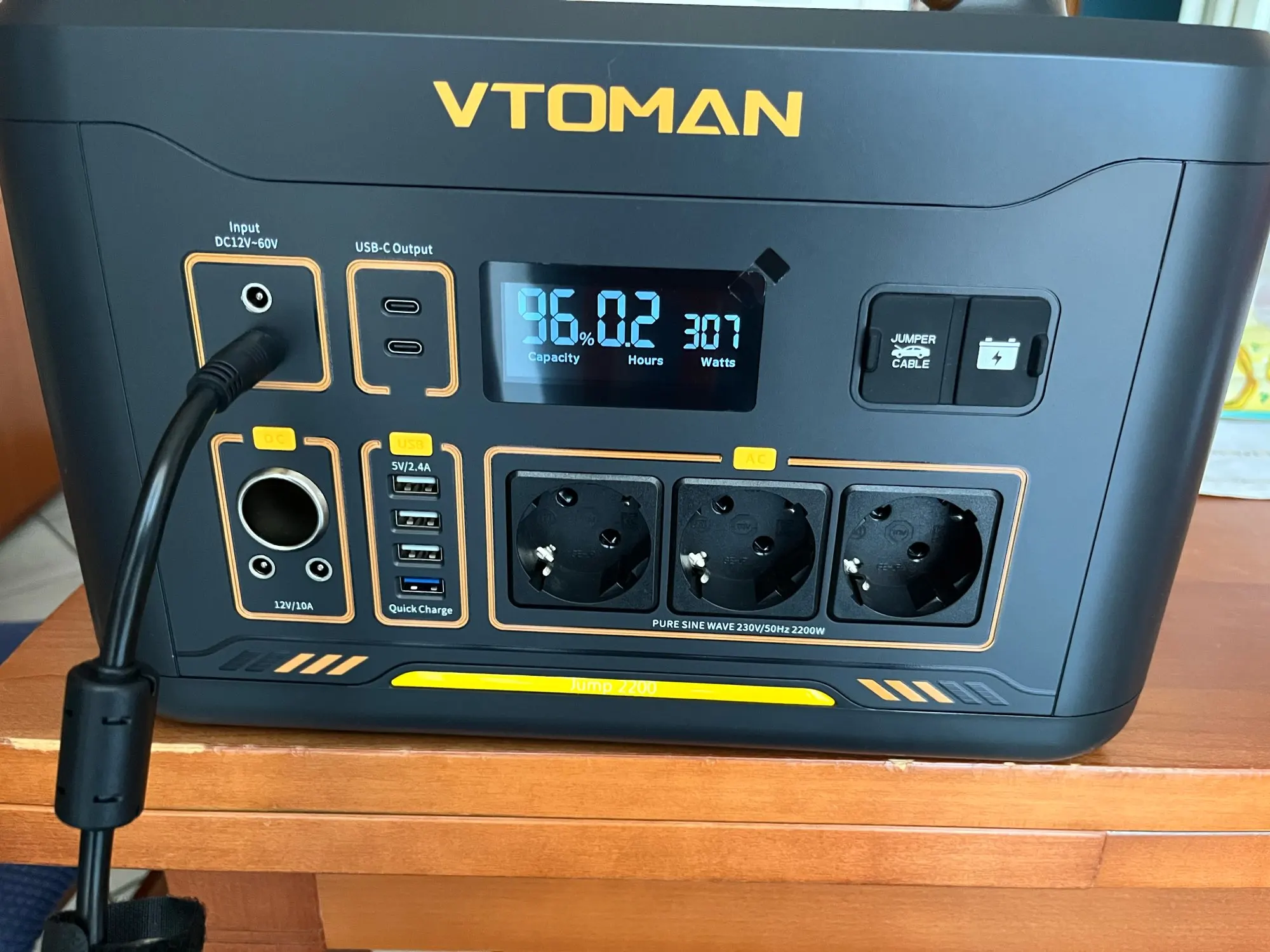 VTOMAN JUMP 2200 / JUMP 1800 Portable Power Station 828/1548Wh LiFeP04 Battery Solar Generator Solar for Home Outdoor Camping photo review