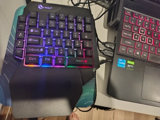 35keys One Handedly Single Hand Mini Gaming Keyboard Usb Ultra-slim Wired Backlight Keyboard for Laptop Desktop PC Smartphone photo review