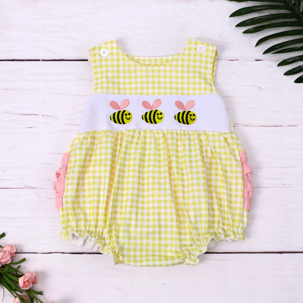 

Fashion New Summer Small Flying Sleeve Baby Girl Jumpsuit Round Neck Bee Embroidery Bodysuit Yellow Lattice One-Piece Clothes