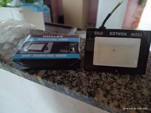 Refletor Led 100w Holofote Bivolt Prova Dágua Luz Branco Forte photo review