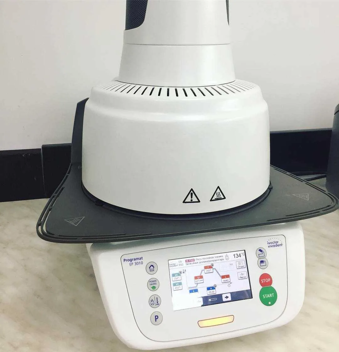 

Activities Ivoclar Programat EP 3010 Dental Ceramic Furance With Pump.