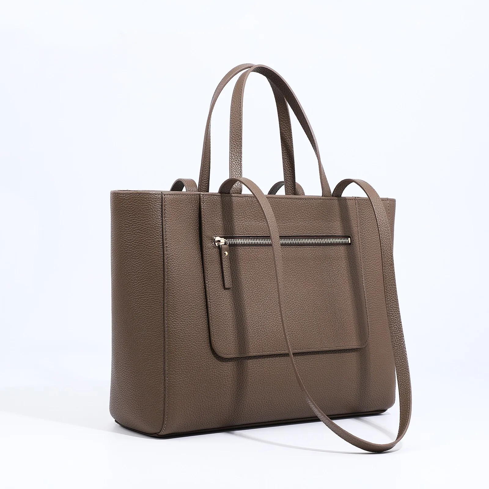 Рисунок 2 - Сумка-шопер FABULA на молнии