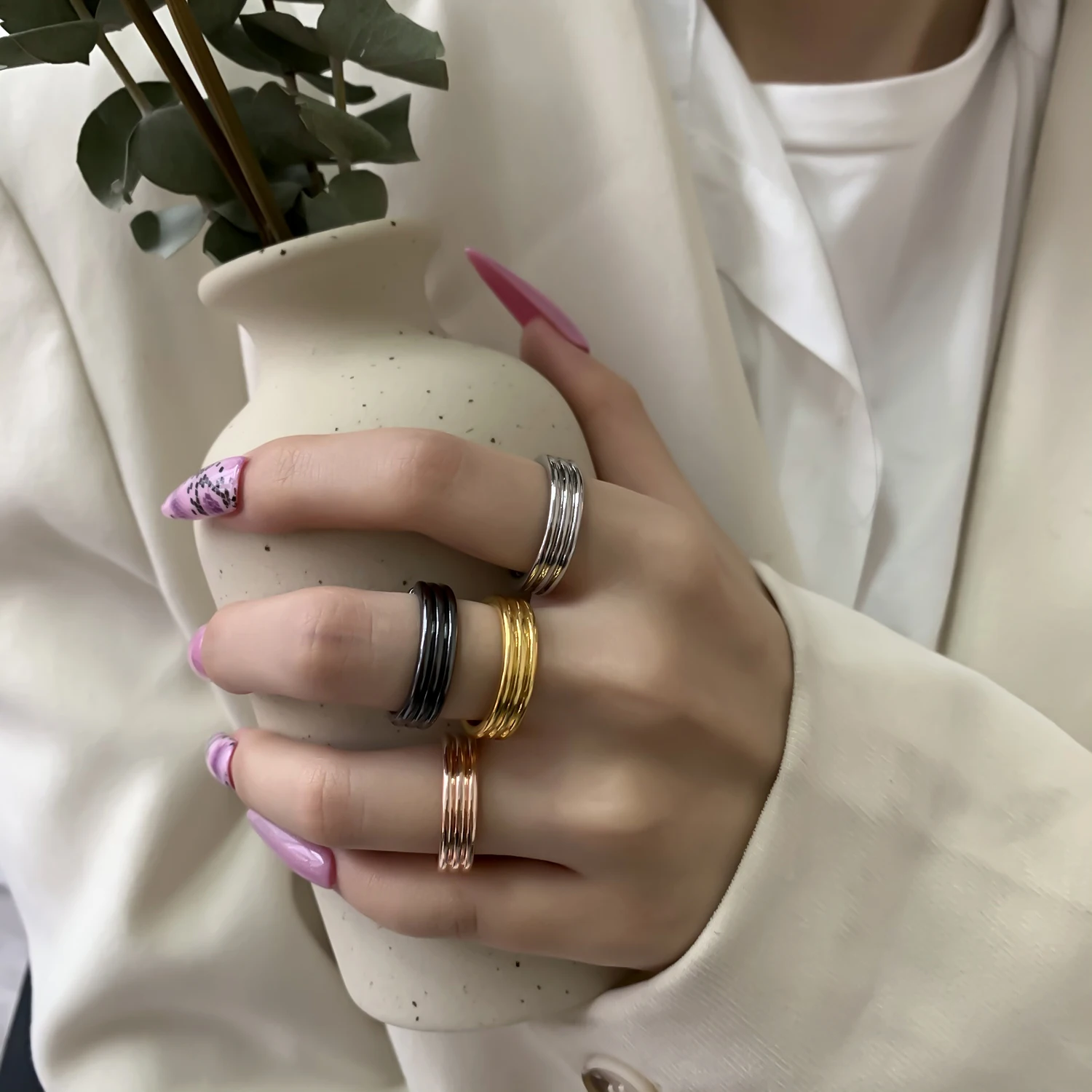 Magnetic Therapy Slimming Ring - Stylish Health & Wellness Jewelry
