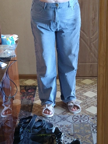 Women's Light Blue Washed Straight Leg Jeans photo review