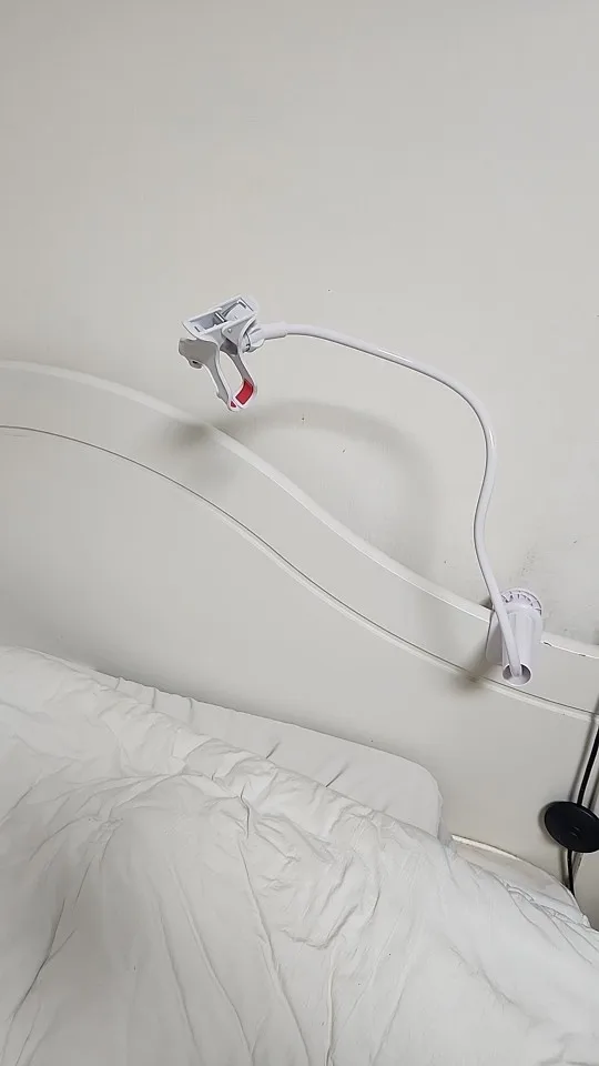 360 Clip Mobile Phone Holder Stand Portable Flexible Lazy Bed Desktop Bracket Desk Mount Stand Base For iPhone Samsung Xiaomi photo review